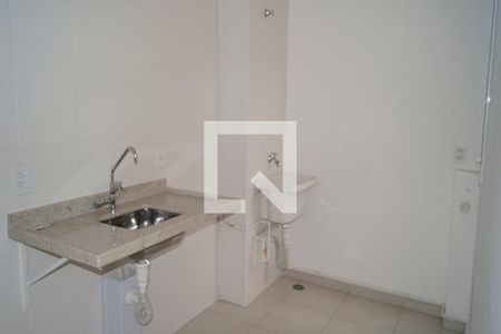 Apartamento para alugar com 46m², 2 quartos e sem vaga Apartamento para alugar com 46m², 2 quartos e sem vagaCozinha e Área de Serviço