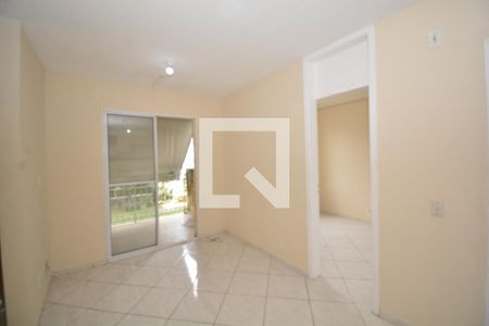 Apartamento à venda com 3 quartos, 52m² em Parada de Lucas, Rio de Janeiro