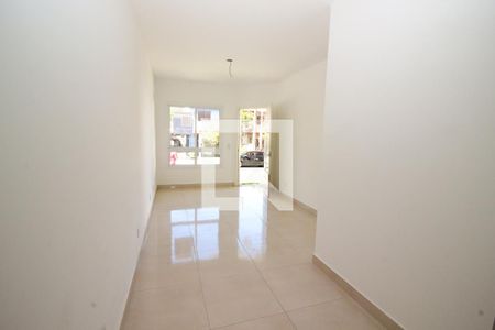Sala de casa à venda com 3 quartos, 72m² em Espírito Santo, Porto Alegre