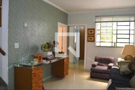 Sala 1 de casa para alugar com 8 quartos, 300m² em Vila Itapura, Campinas