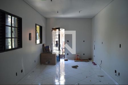 Casa à venda com 300m², 8 quartos e 1 vagasala/Edícula