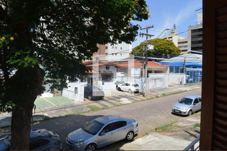 Vista janela quarto 1 de casa à venda com 4 quartos, 180m² em Vila Itapura, Campinas