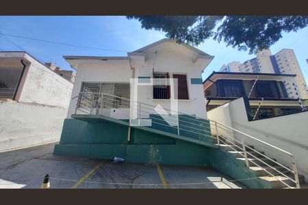 Casa à venda com 180m², 4 quartos e 5 vagasFachada frente