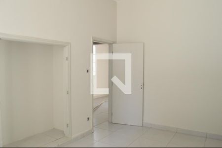 Casa à venda com 180m², 4 quartos e 5 vagasQuarto 4