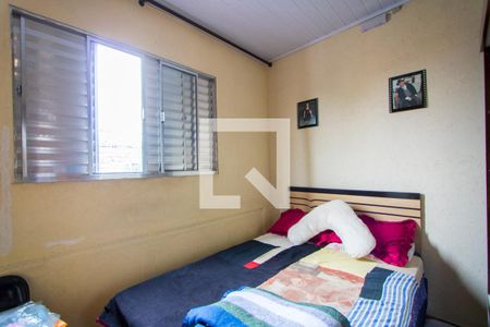 Casa à venda com 128m², 2 quartos e 1 vaga Casa à venda com 128m², 2 quartos e 1 vagaEdícula - Quarto