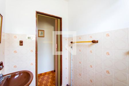 Casa à venda com 128m², 2 quartos e 1 vaga Casa à venda com 128m², 2 quartos e 1 vagaBanheiro