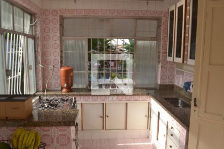 Casa à venda com 500m², 4 quartos e 2 vagasCozinha