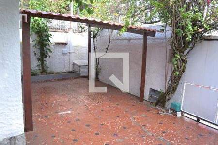 Casa à venda com 500m², 4 quartos e 2 vagasGaragem Frontal