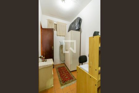 Casa à venda com 340m², 3 quartos e 4 vagasQuarto de Serviço