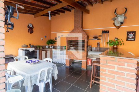 Casa à venda com 340m², 3 quartos e 4 vagasChurrasqueira