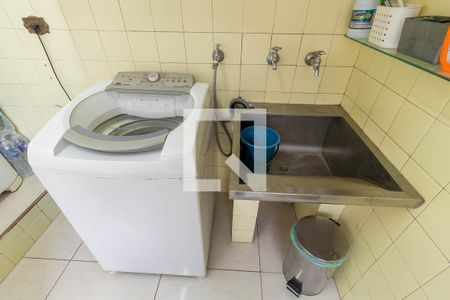 Casa à venda com 340m², 3 quartos e 4 vagasLavanderia 