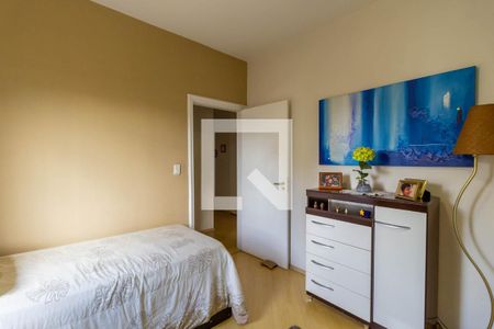 Casa à venda com 340m², 3 quartos e 4 vagasQuarto 2