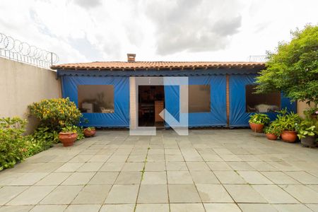 Casa à venda com 340m², 3 quartos e 4 vagasQuintal 