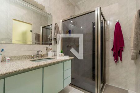 Casa à venda com 340m², 3 quartos e 4 vagasBanheiro da Suíte 