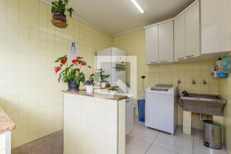 Casa à venda com 340m², 3 quartos e 4 vagasLavanderia 