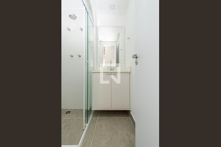 Banheiro de apartamento para alugar com 1 quarto, 30m² em Consolação, São Paulo