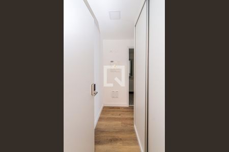 Corredor de apartamento para alugar com 1 quarto, 30m² em Consolação, São Paulo