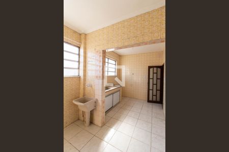 Apartamento para alugar com 110m², 3 quartos e 1 vagaÁrea de Serviço