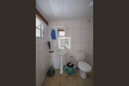 Casa à venda com 140m², 3 quartos e 2 vagasBanheiro Area Externa