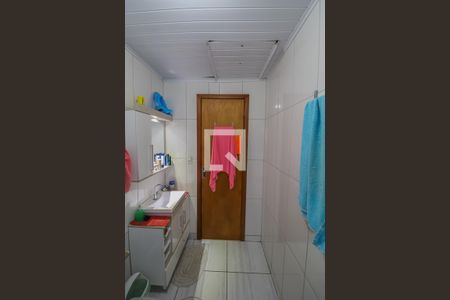 Casa à venda com 140m², 3 quartos e 2 vagasBanheiro