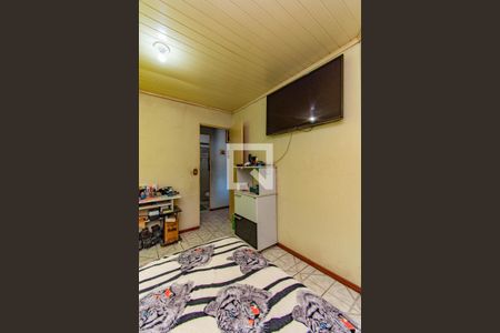Quarto 1 de casa à venda com 3 quartos, 80m² em Guajuviras, Canoas