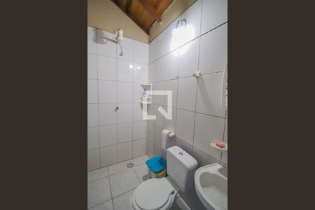 Casa à venda com 120m², 3 quartos e 2 vagasBanheiro Area Externa