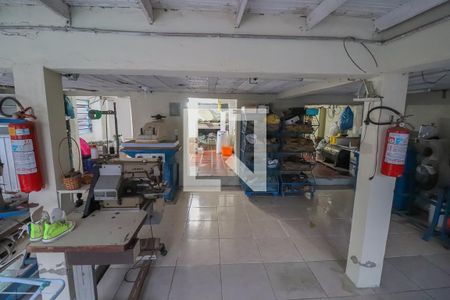 Casa à venda com 120m², 3 quartos e 2 vagasÁrea de Serviço