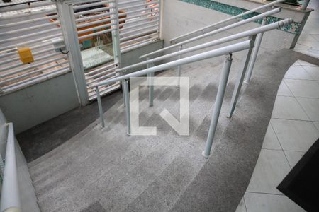 Apartamento para alugar com 54m², 1 quarto e 1 vagaEscada