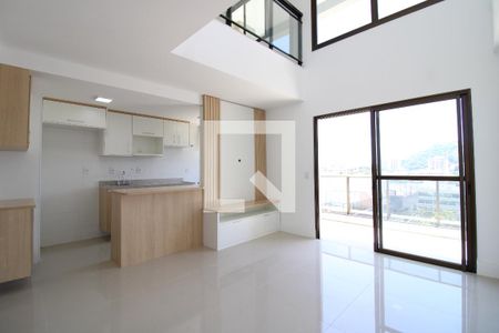 Sala de apartamento para alugar com 1 quarto, 80m² em Freguesia de Jacarepaguá, Rio de Janeiro
