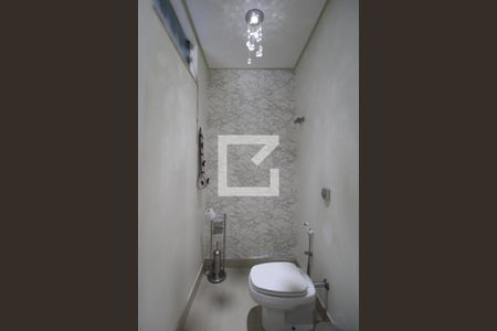 Casa à venda com 280m², 3 quartos e 4 vagasLavabo