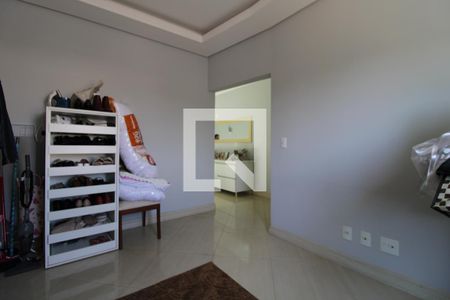 Casa à venda com 280m², 3 quartos e 4 vagasSala íntima