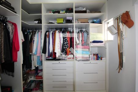 Casa à venda com 280m², 3 quartos e 4 vagasCloset da Suíte 1