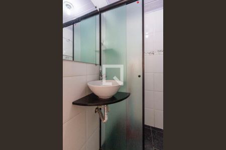 Apartamento à venda com 56m², 3 quartos e 1 vaga Apartamento à venda com 56m², 3 quartos e 1 vagaBanheiro