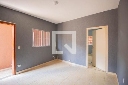 Sala de casa à venda com 2 quartos, 70m² em Itaquera, São Paulo