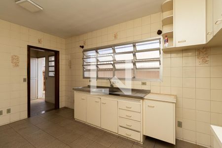 Casa para alugar com 140m², 3 quartos e 2 vagasCozinha