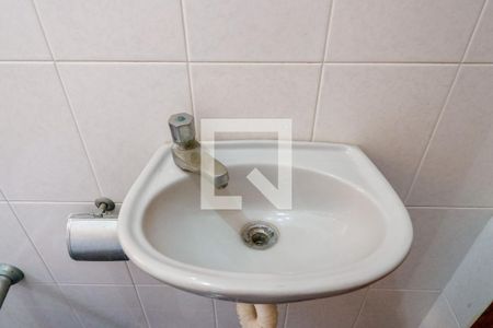 Casa para alugar com 180m², 3 quartos e 3 vagasBanheiro de Serviço