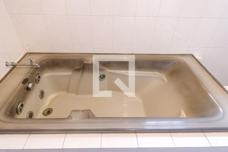 Casa para alugar com 180m², 3 quartos e 3 vagasBanheiro da Suíte 1