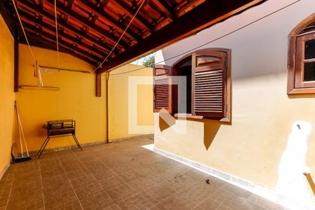 Casa para alugar com 180m², 3 quartos e 3 vagasQuintal