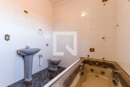 Casa para alugar com 180m², 3 quartos e 3 vagasBanheiro da Suíte 1