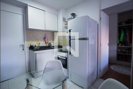 Sala/Cozinha de kitnet/studio à venda com 1 quarto, 35m² em Cambuci, São Paulo