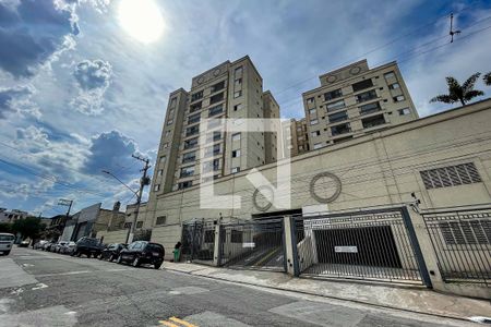 Apartamento à venda com 60m², 2 quartos e 2 vagas Apartamento à venda com 60m², 2 quartos e 2 vagasFachada