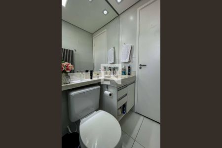 Apartamento à venda com 60m², 2 quartos e 2 vagas Apartamento à venda com 60m², 2 quartos e 2 vagasBanheiro do Quarto 1