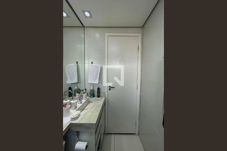 Apartamento à venda com 60m², 2 quartos e 2 vagas Apartamento à venda com 60m², 2 quartos e 2 vagasBanheiro do Quarto 1