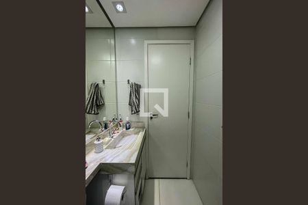 Apartamento à venda com 60m², 2 quartos e 2 vagas Apartamento à venda com 60m², 2 quartos e 2 vagasBanheiro do Quarto 2