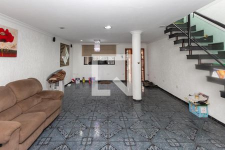 Sala de casa para alugar com 2 quartos, 150m² em Jardim Iva, São Paulo