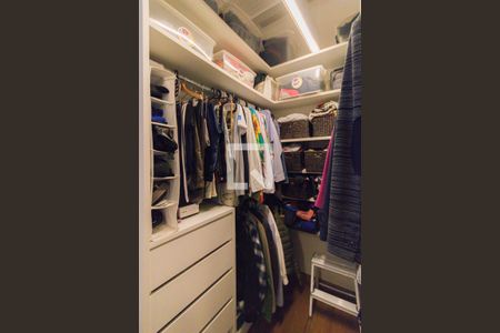 Casa de condomínio à venda com 140m², 4 quartos e 2 vagasCloset da Suíte 4