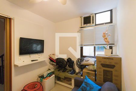 Casa de condomínio à venda com 140m², 4 quartos e 2 vagasSuíte 2