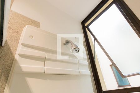 Casa de condomínio à venda com 140m², 4 quartos e 2 vagasBanheiro da Suíte 1