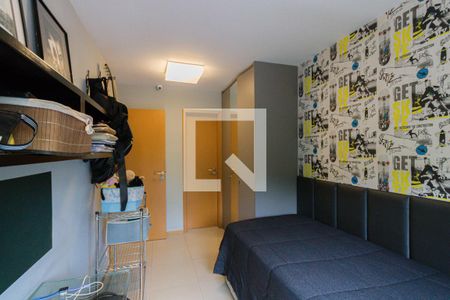 Casa de condomínio à venda com 140m², 4 quartos e 2 vagasSuíte 3