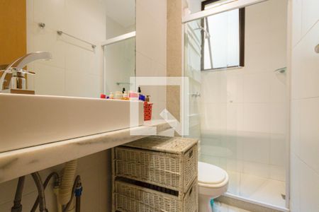 Casa de condomínio à venda com 140m², 4 quartos e 2 vagasBanheiro da Suíte 1